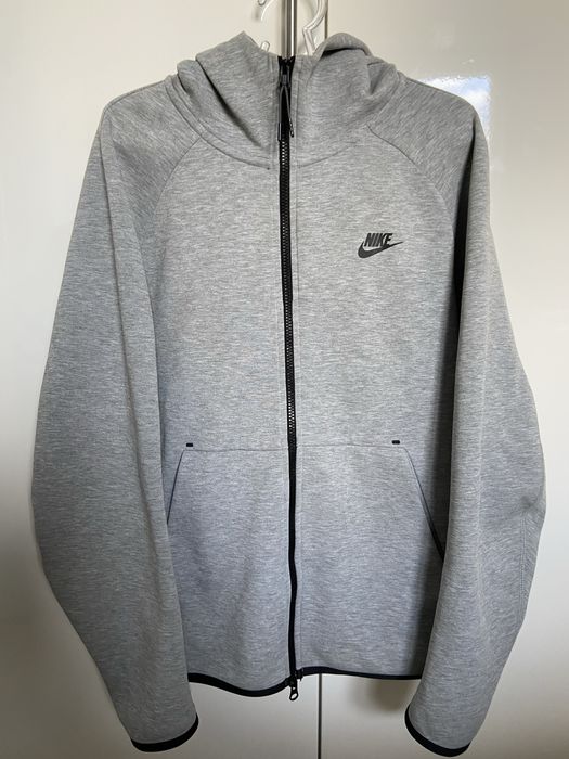 Суичър Nike Tech Fleece L
