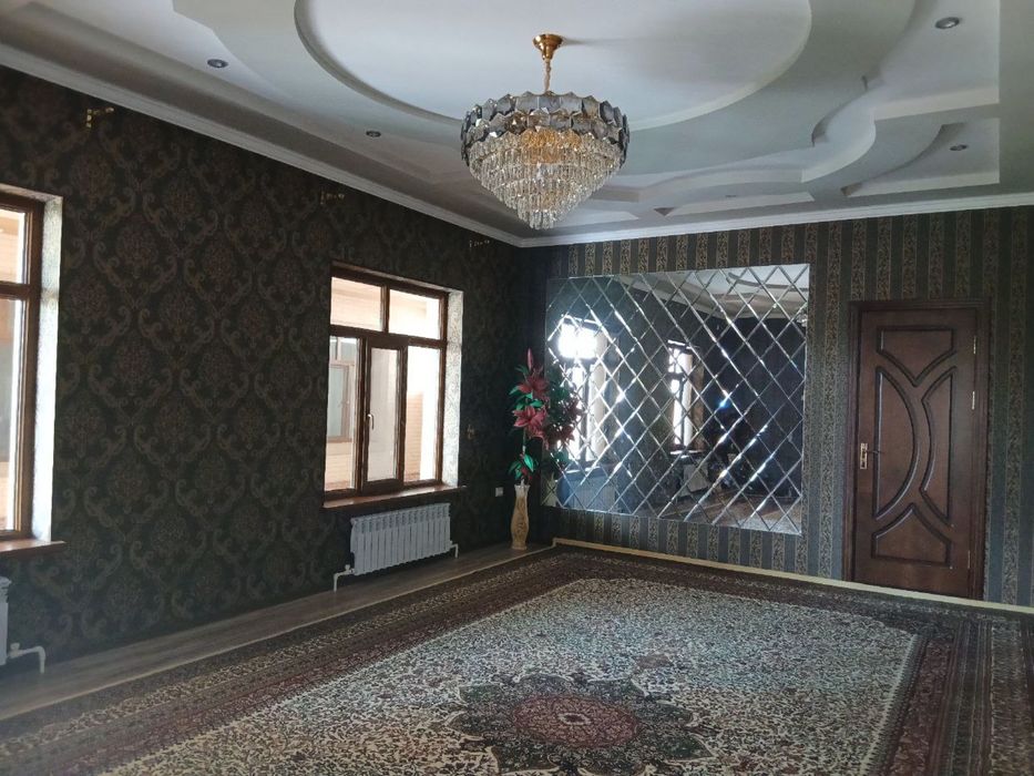 Qibrayda uy sotiladi 7 sotix