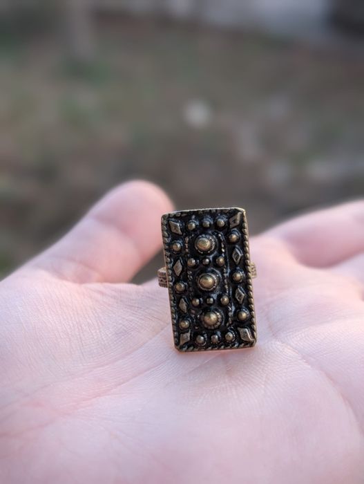Vechi inel etnic din bronz