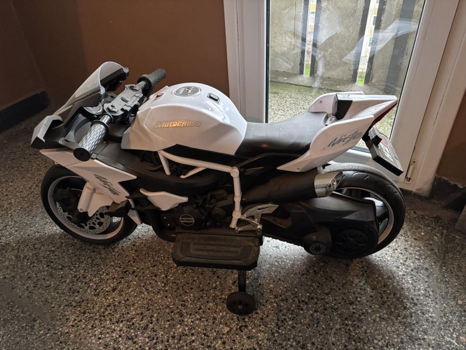 Акумулаторен мотор Ninja