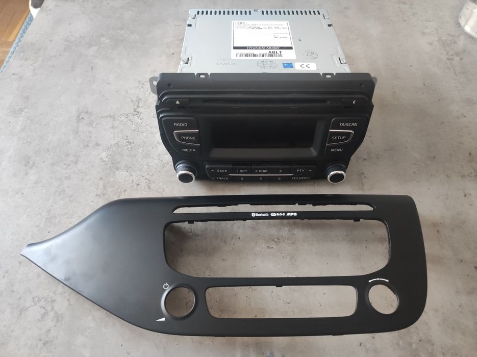 Оригинално радио Kia Ceed JD Bluetooth MP3 USB – AC110A2EE