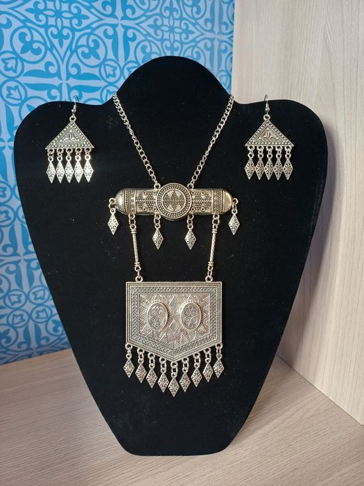 Украшения ручной работы