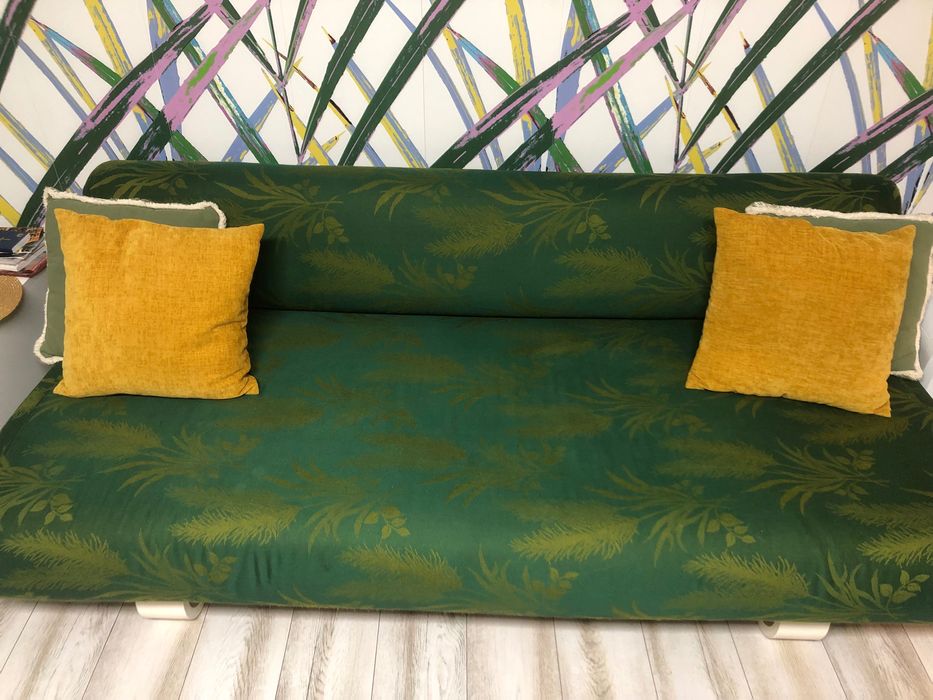 Canapea fixa -  are doua huse detasabile