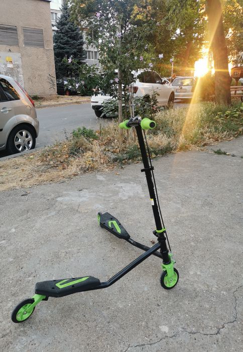 Тротинетка  Kikka Green