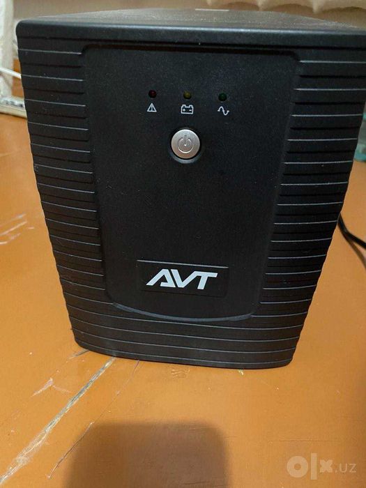Продается источник бесперебойного питания UPS AVT-1500 KS1500