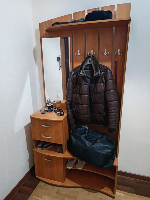 Прихожия             .