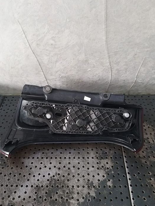 Stop tripla lampa stanga fiat panda 3 319 51843643 02050099900010