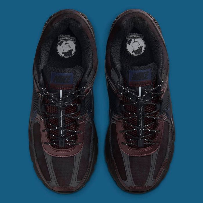 Nike vomero 5 metallic burgundy 42 si 42.5 originali