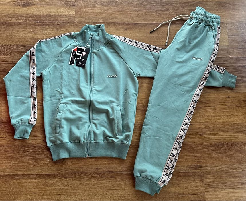 Дамски,памучен екип GUESS,цвят мента