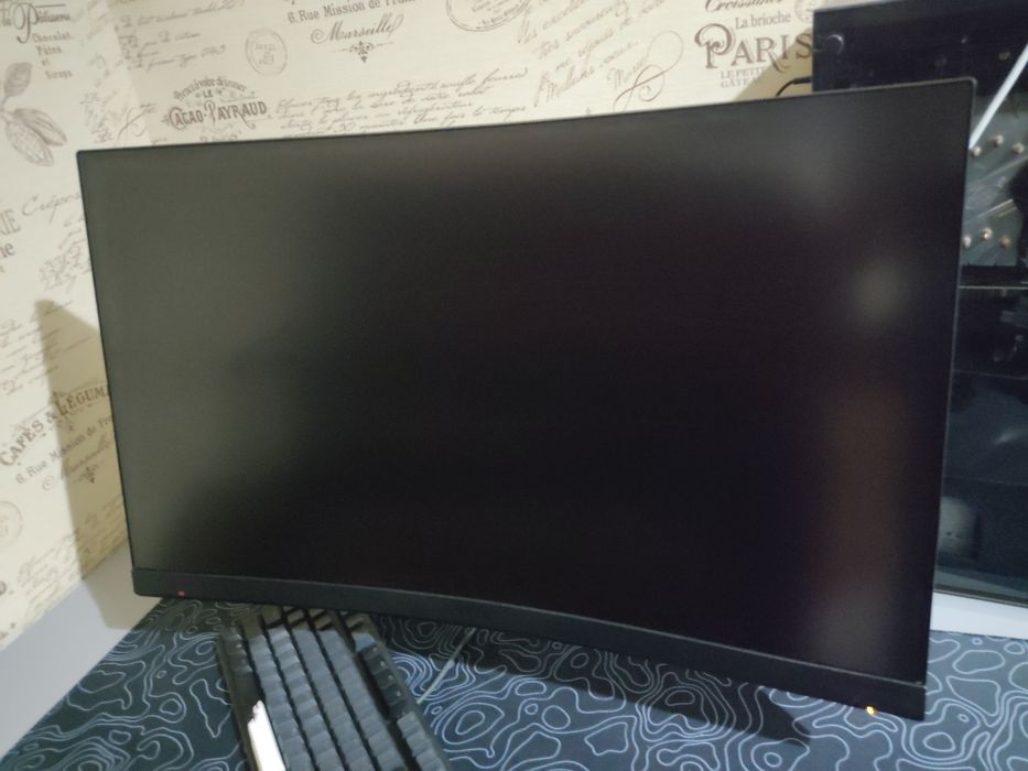 Монитор в идеальном состоянии