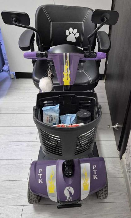Scuter pt persoane cu mobilitate redusă