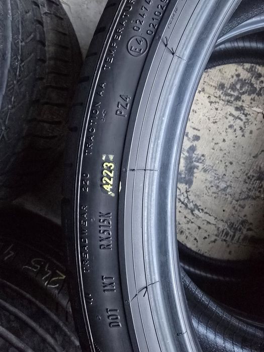 2 Anvelope Vară Pirelli P Zero 255/35 ZR20  DOT 4223.