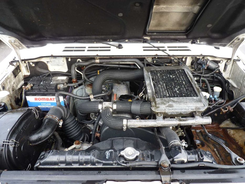 Mitsubishi  Pajero 2.5 Clima