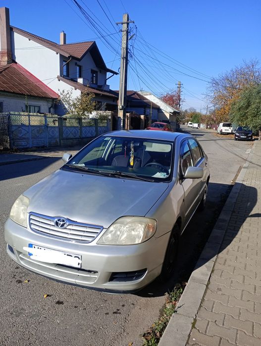 Vând Toyota Corolla