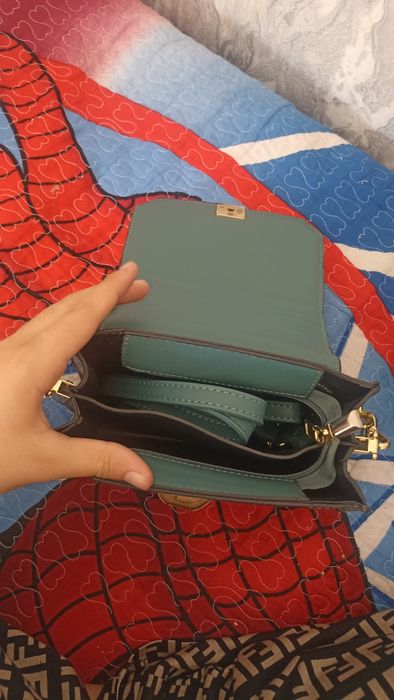 Сумка Charles & Keith