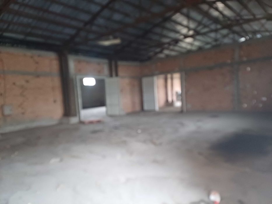 Дава се под наем Склад в Шумен, Боян Българанов 1 - 1300 кв.м за 1530 € - Снимка #2