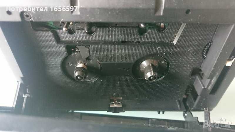 Sony WM-F2015 Personal AM/FM Cassette Player