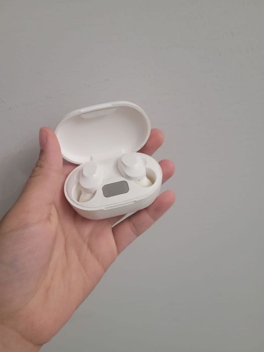 Срочно! Продаем Без проводные наушники