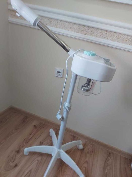 Пароозонатор D-09- черен/бял