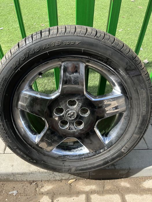 Резина Пирели на оригиналовских дисках