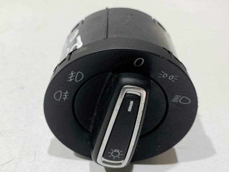 Bloc lumini Volkswagen Polo 5 facelift 5G0941431AH cutie manuala - QAD