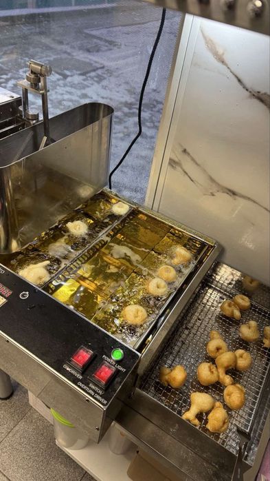 Професионална машина за понички