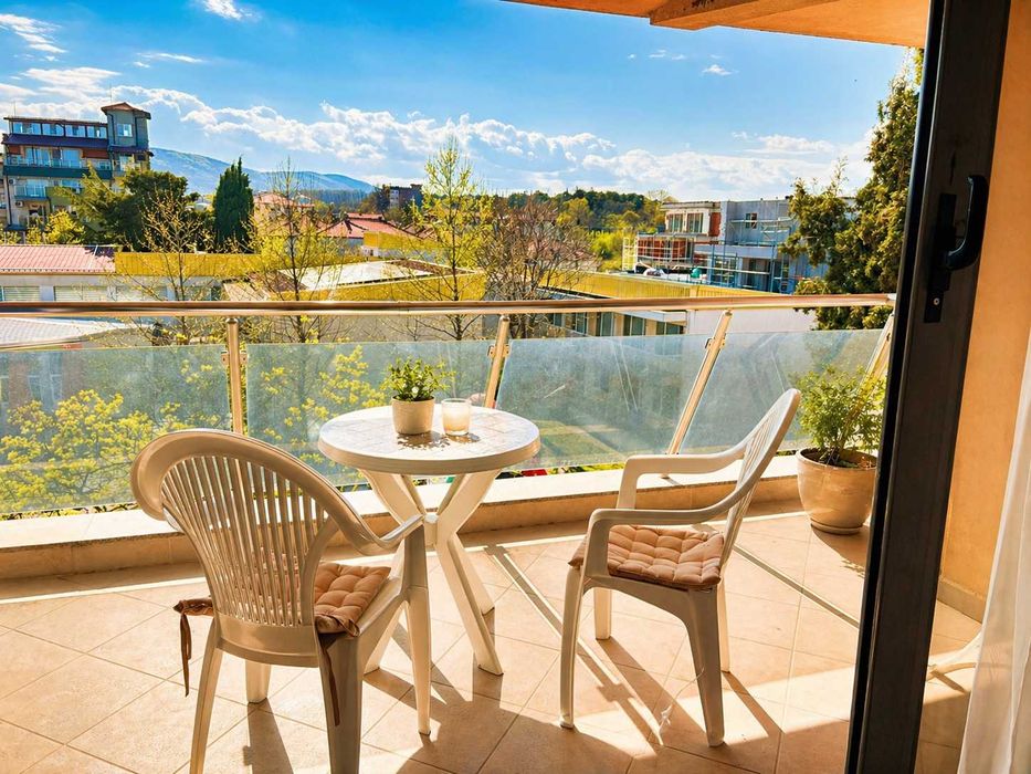 Продава се Едностаен апартамент в Царево - 46 кв.м за 666 €/кв.м - Снимка #1