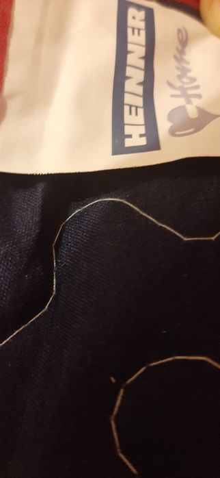 Set cuvertura de pat  si  doua huse  perne