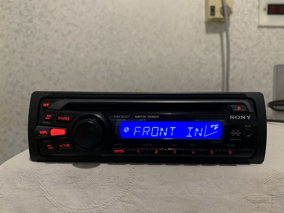 Авто Cd плеър Sony
