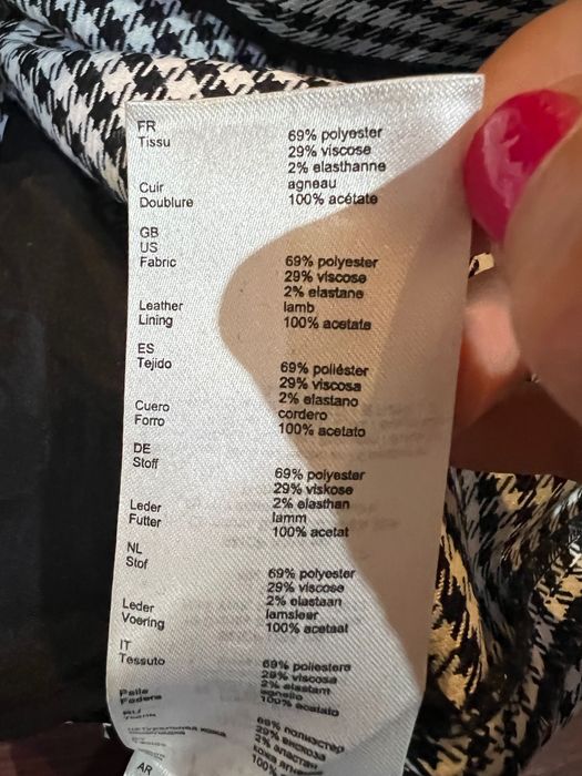 Claudie Pierlot пола