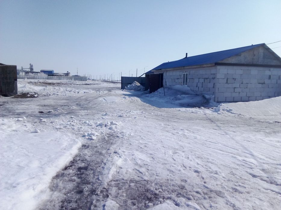 Продам дом земельный участком