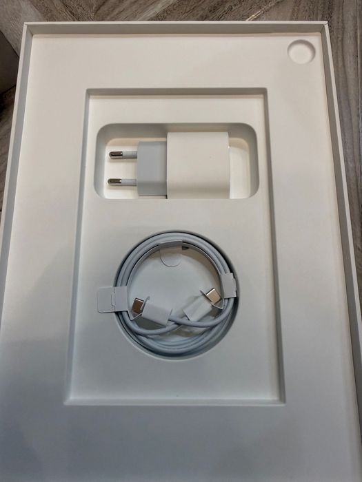 Tabletă IPad Air (5th Generation)