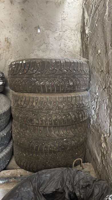 Продам зимние шины R16