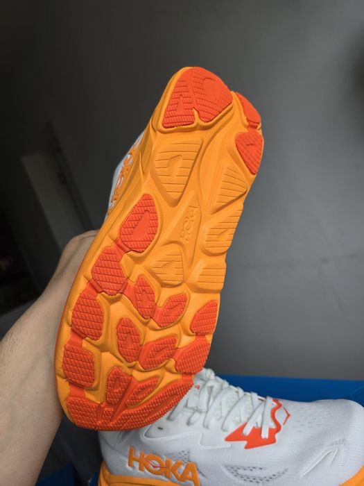 Hoka Clifton 10 marimea 43 1/3 si 44 Noi