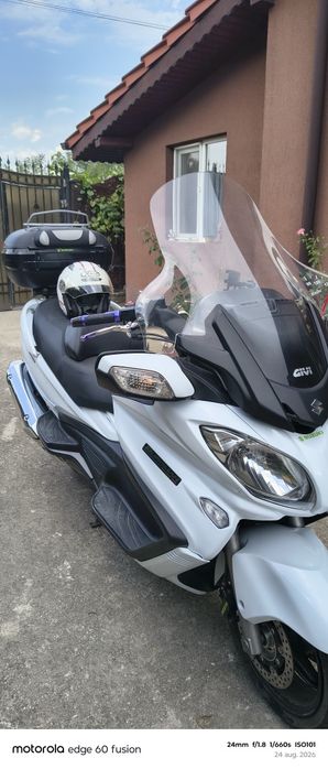 Suzuki burgman 650 executive