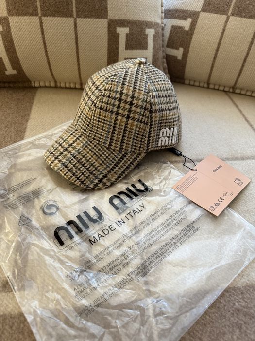 MM шапка от вълна New Season