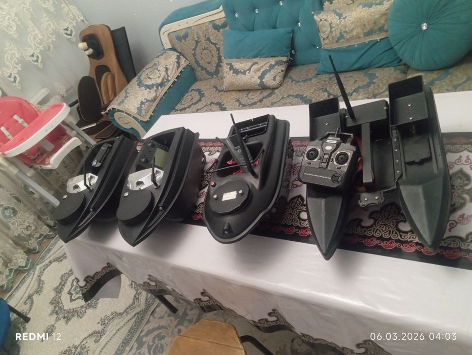 Прикормочный кораблик лодочка