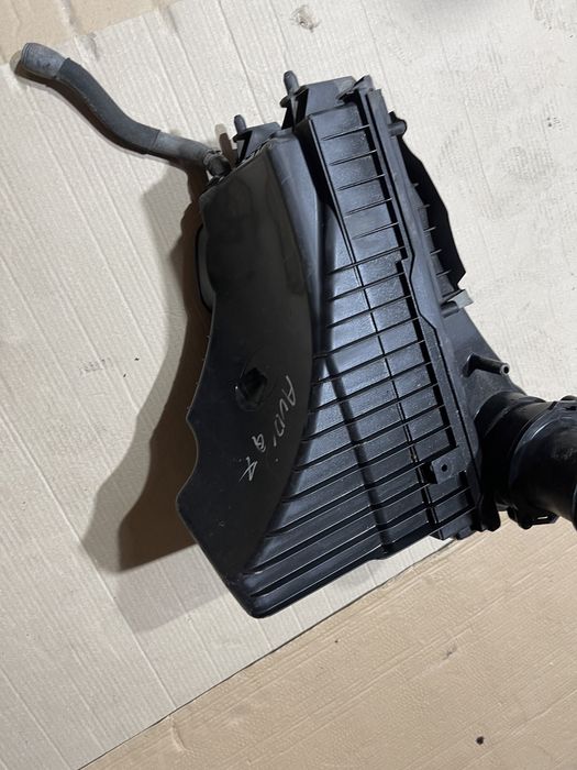 Carcasa filtru aer cu debitmetru Audi Q7 4L 2007-2011