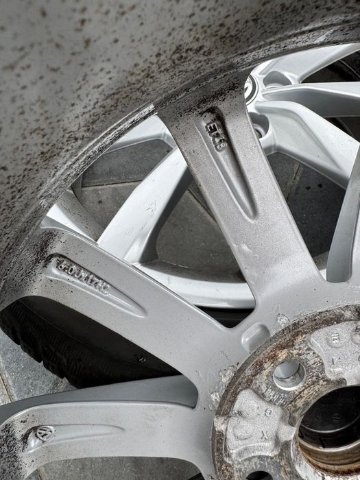 Jante VW R17 R-line (5x112) Passat/Jetta/Touran/Sharan/Golf 5,6,7