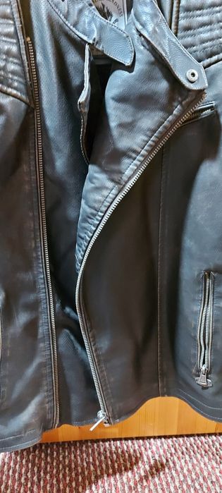 Greaca piele marima M (38)