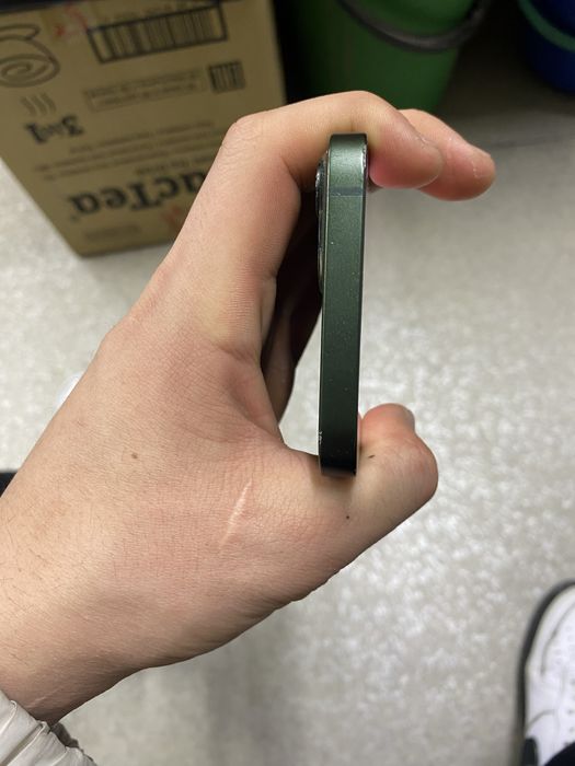 Продам Iphone 13 128gb