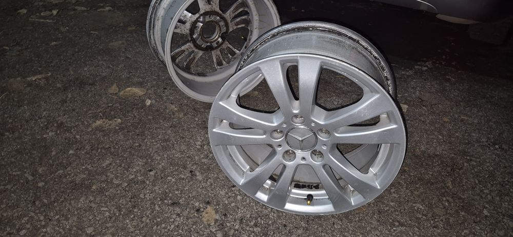 Диски на мерседес (не комплект) r16