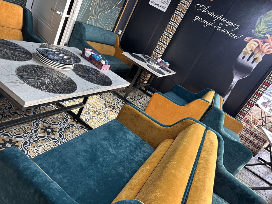 Диван для кафе и ресторанов