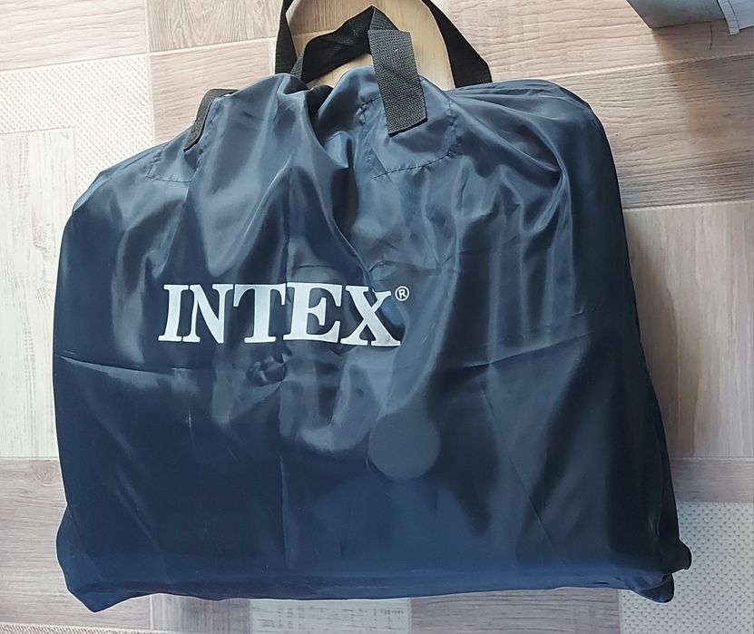 Надувная кровать