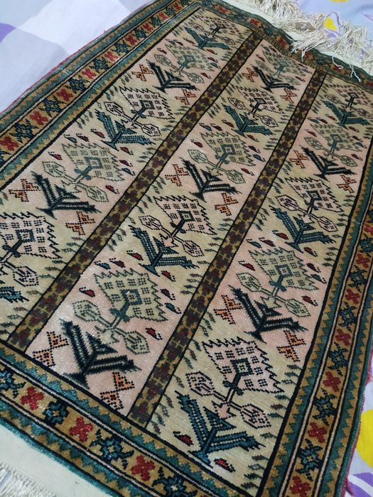 Коврик ручной работы