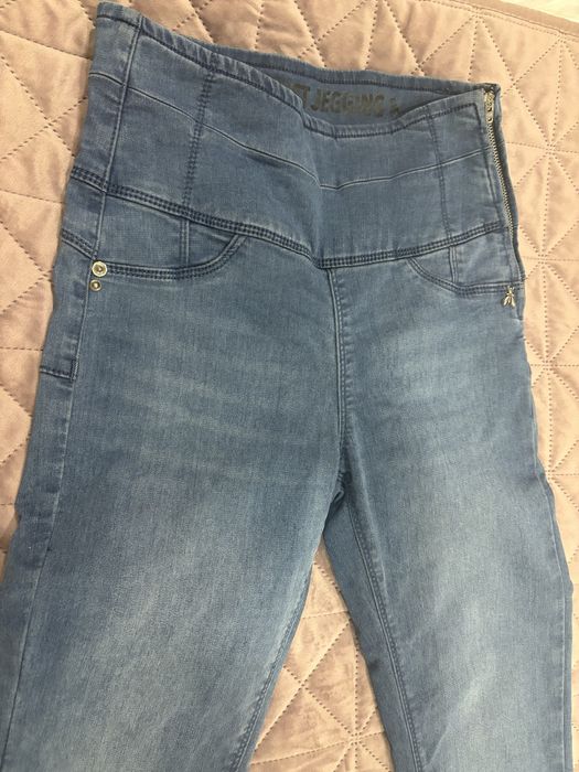 Дънки Patrizia Pepe