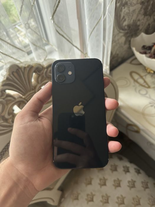 Продам IPhone 12 128gb
