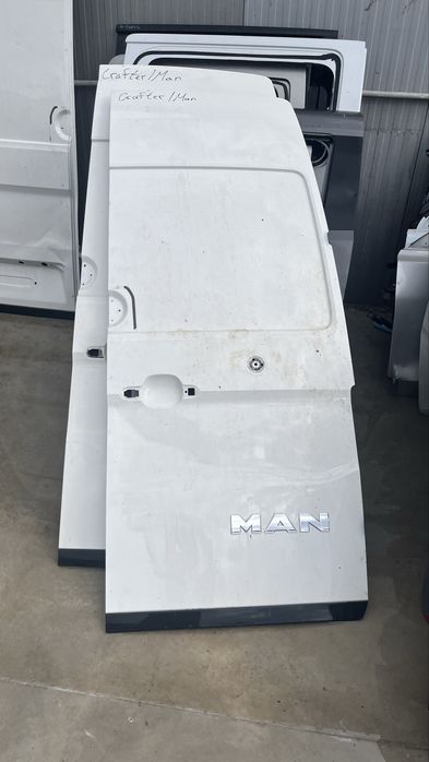 4 броя Volkswagen Crafter задна дясна врата