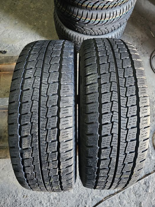 2 anvelope iarna 215 65 16C Hankook