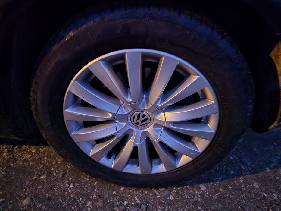 Продавам vw phanton на части